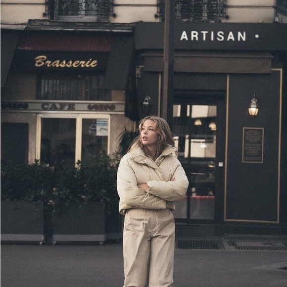 Satin effect puffer jacket - Picture 5 of 9